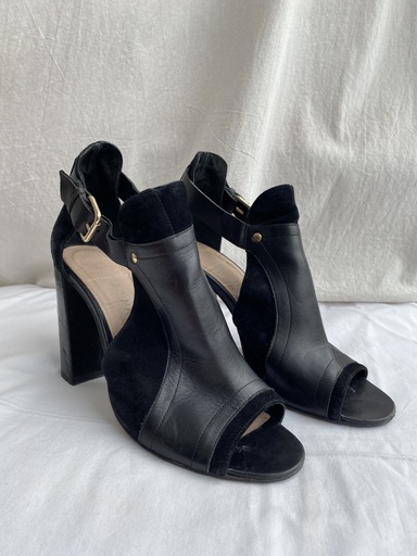 Talons ouverts