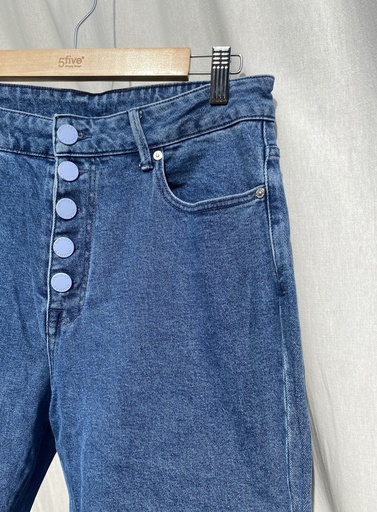 Jean boutons